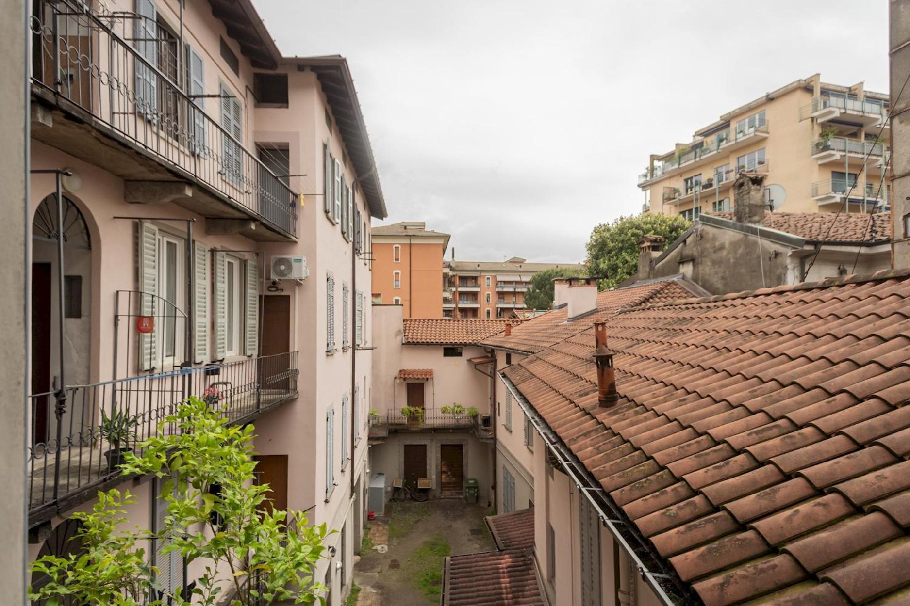 Old Court Hideaway By Rent All コモ エクステリア 写真